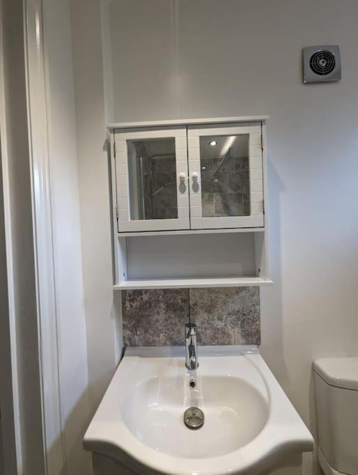 Stylish York Studio Luaran gambar