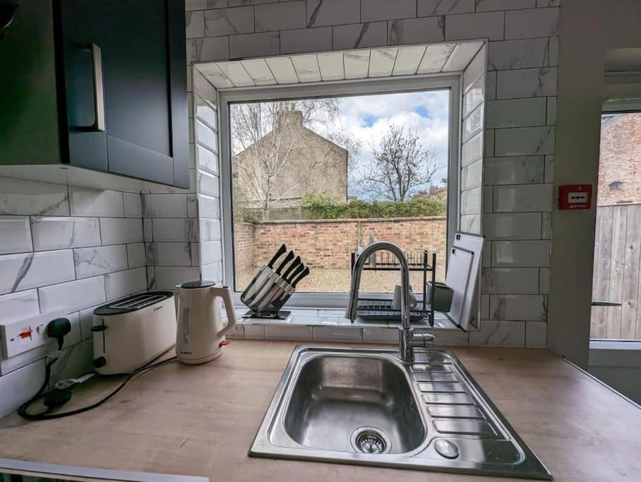 Stylish York Studio Luaran gambar